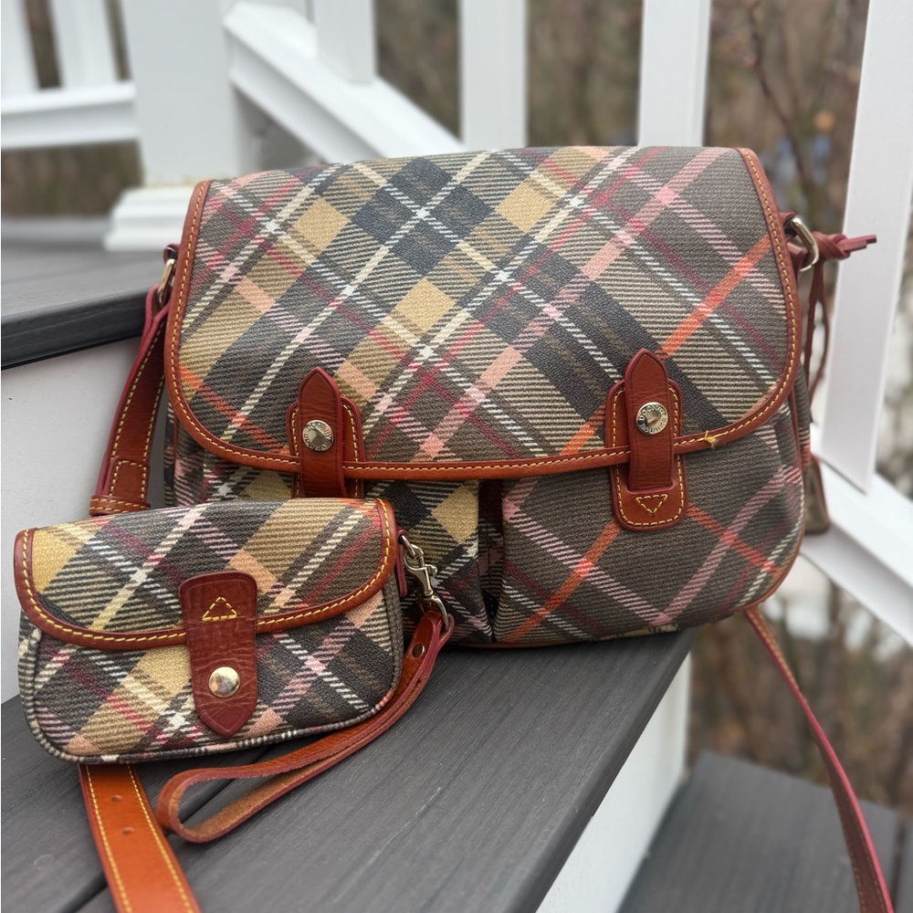 Dooney and Bourke Plaid Crossbody with Matching Wristlet in excellent condition